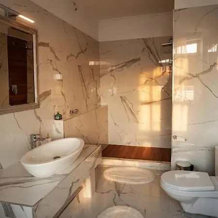 Pearl Guest house *